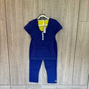 Zaggora Structured Hot Tee And‎ Capri Set
